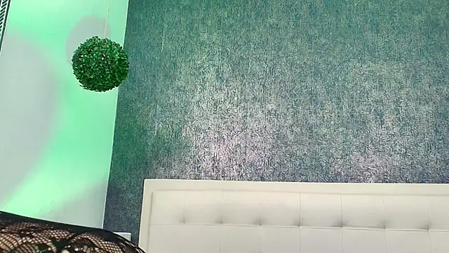 Cloeandtyfanny webcam