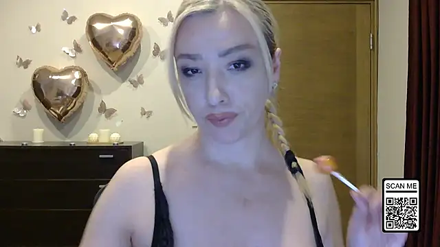 Wild_Silk_Desire webcam