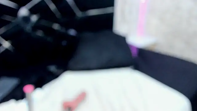 SASHA_BROWNIE__ webcam