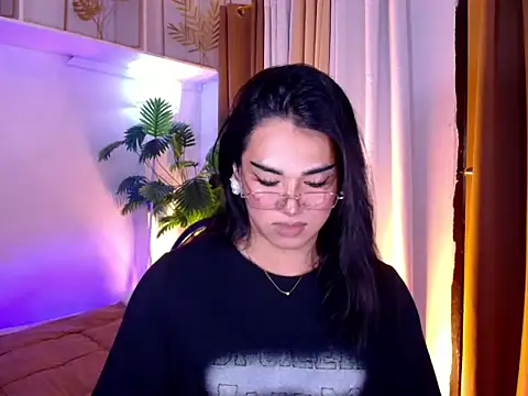 magnificent_kitana webcam