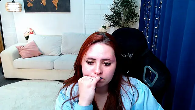 Hennessy_bunny webcam