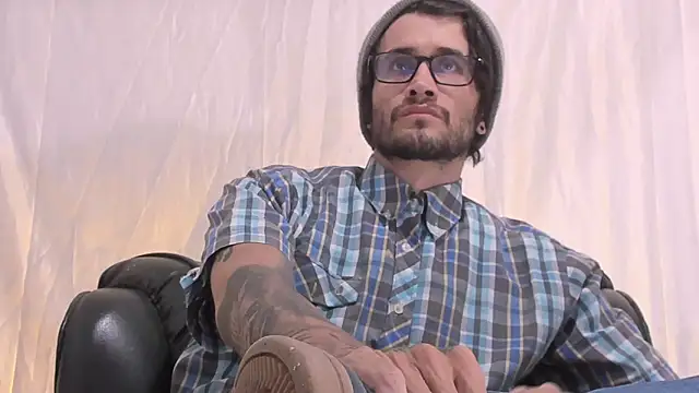 Loggan_donnelly live sex cam