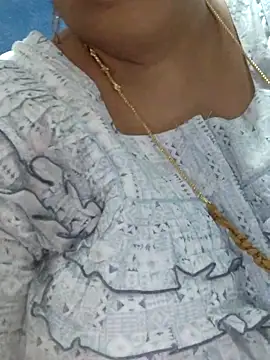 tamilthanushri webcam