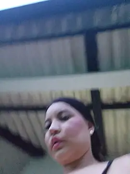 Pretty_Julieta webcam