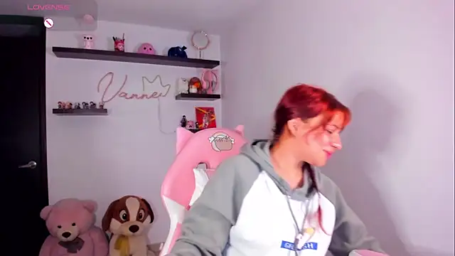 Vannessa__Shy webcam