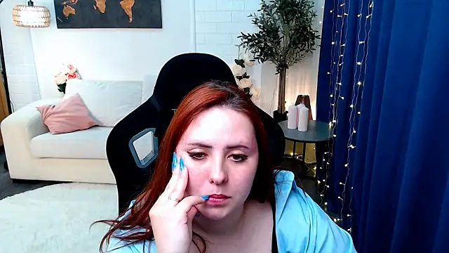 Hennessy_bunny webcam