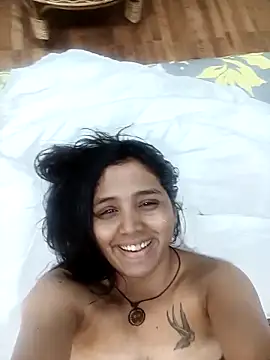 Webcam Model (JellyFromHeaven)  is live.Free join now!