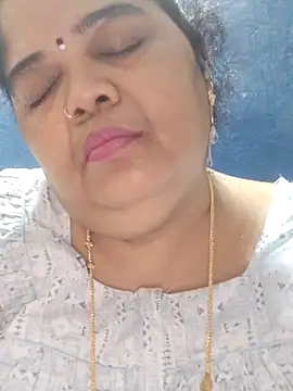 tamilthanushri webcam