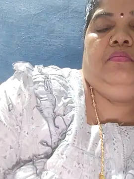 tamilthanushri (F milf) - Full nude