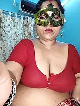 hevensex143 (F milf) - Boobs with Milk