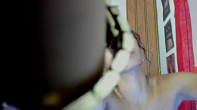 MarianaManzur webcam