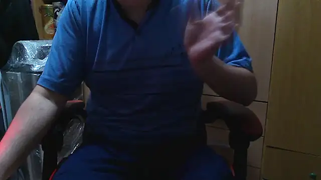 javier_bear (M young) - TAKE SHOWER IN LIVE