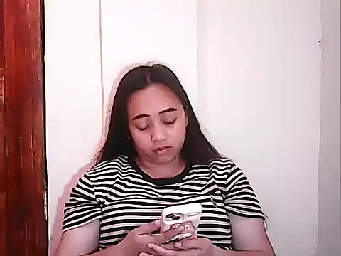 Pinay_Chubby20 webcam