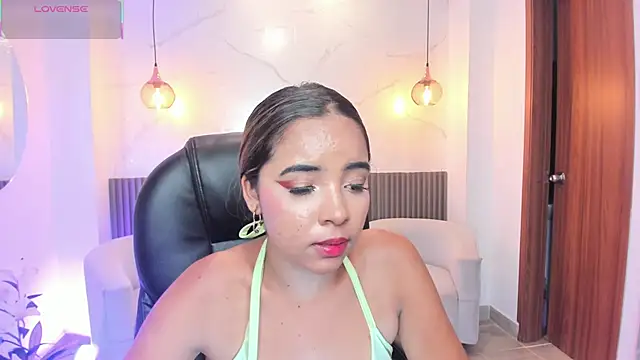 alana_martiins webcam