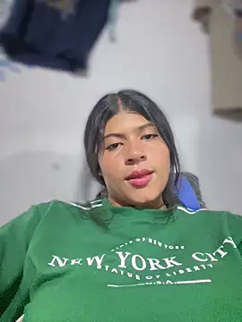 ElahiaMarquez webcam