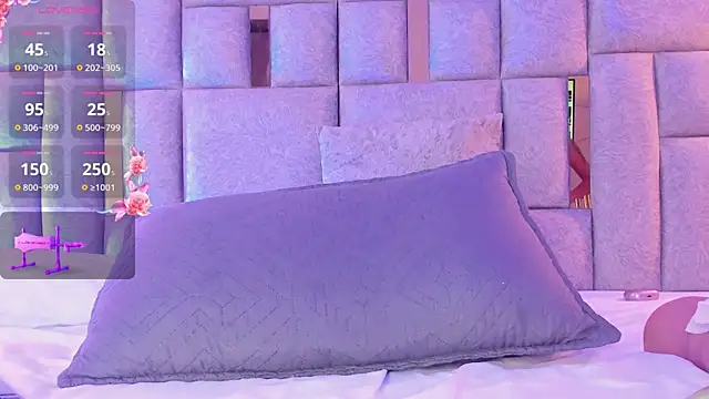 camilaa_smith_ webcam