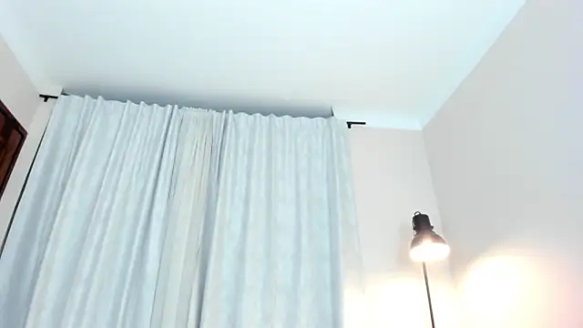 chico_medusa (M twink) - naked and spank ass in doggy