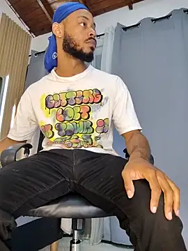 Oliver_bigblack_cock webcam