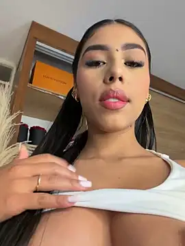 Rossie_Blooms webcam