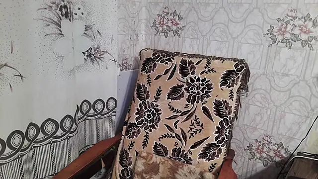 Zulfiya_Bruce webcam