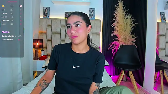 little_sophie18 webcam