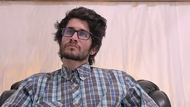 Loggan_donnelly webcam