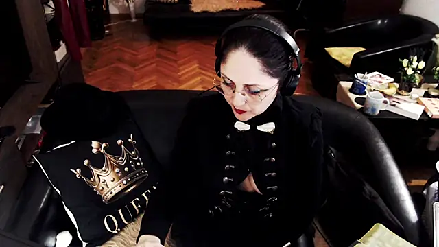 imperatriza - Imperatriza's free webcam - UK Sex Cams