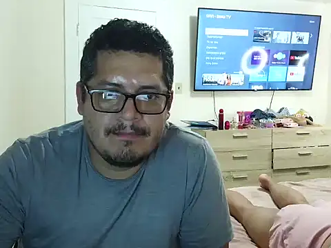 la_gamer - La_Gamer's free webcam - UK Sex Cams