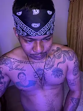 saipuer31 - Saipuer31's free webcam - UK Sex Cams