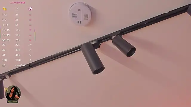 kaylarossi - Kaylarossi's free webcam - UK Sex Cams