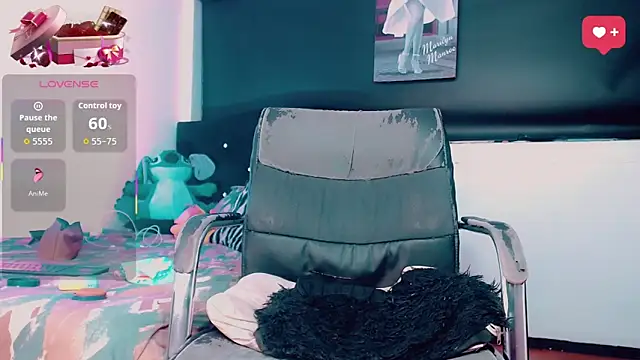 Kendall_hornyy webcam