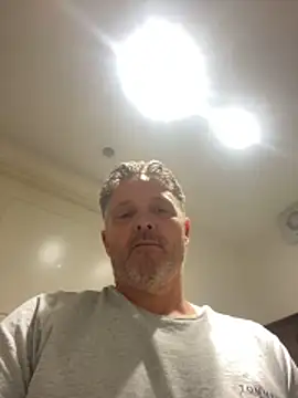 mrlovinhusband - Mrlovinhusband's free webcam - UK Sex Cams