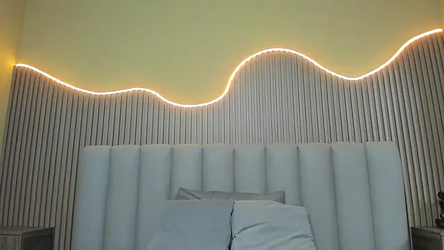 Michelle_Saenz_ live sex cam