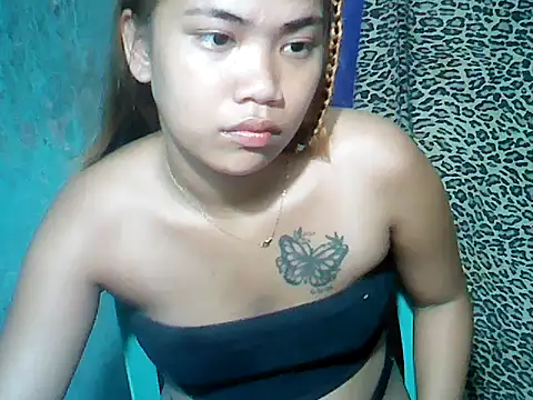 Milkytits_Yum00 webcam