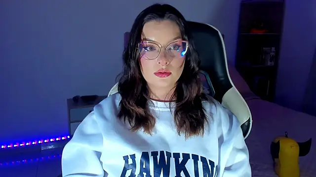 OphelianaRose33 webcam