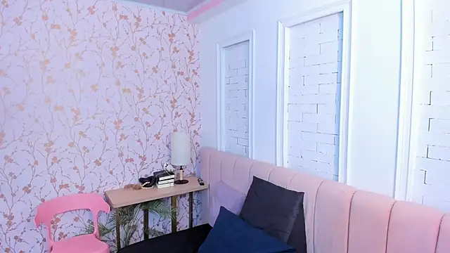 amber-hill (F teen) - doggy style