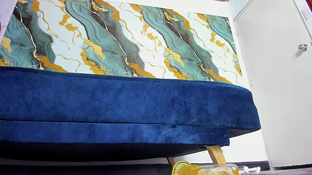 magical_muse122 webcam