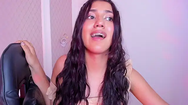 cristin_collins webcam