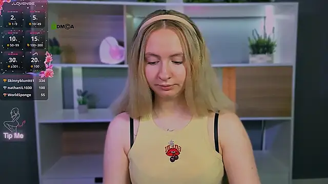 mila_glow1 (F teen) - show ass