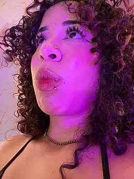 Woo_isDaphne live sex cam