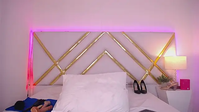 laila_stilwiills webcam