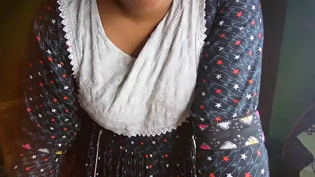 BengaliQueenStar webcam