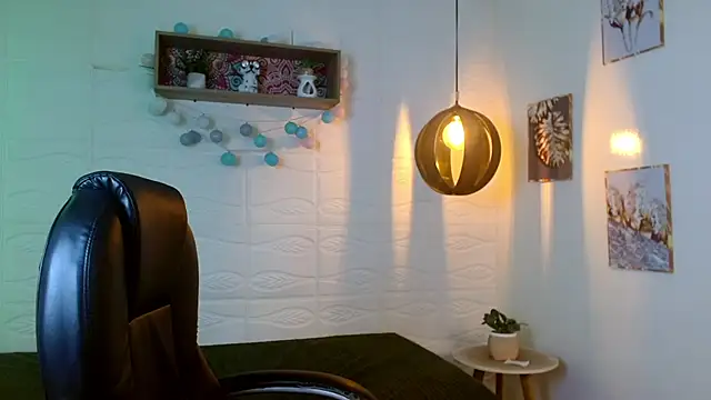 AmethystShadow17 webcam