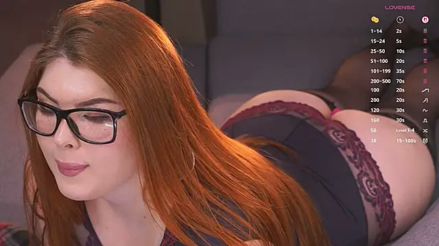 Ffoxyflame Stripchat cam model