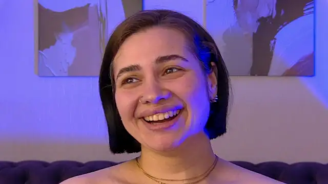 AdrianaToress webcam