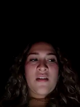 Sara_smiiith211 webcam