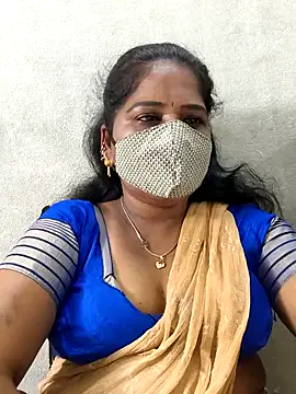 MaaliiiPonuTamil webcam