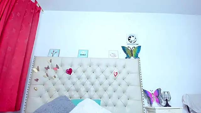 celena_wonder webcam