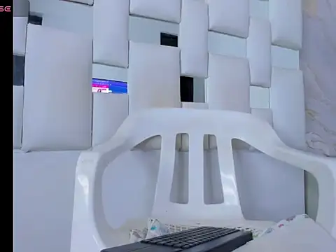 Mariam_Rossee webcam