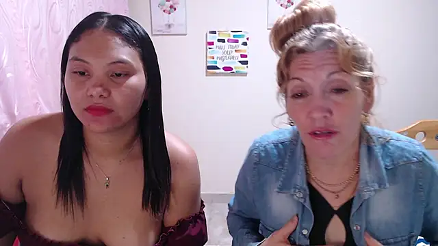 juliachannelhot webcam